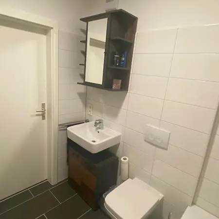 アパート Moderne, Gemutliche Ferienwohnung Oberstadt Mit Wlan Und Parkplatz For Business And Family