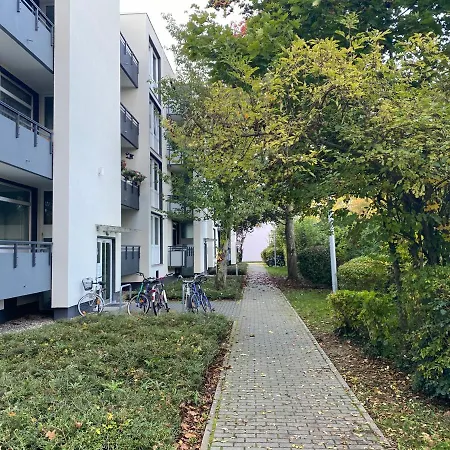 アパート Moderne, Gemutliche Ferienwohnung Oberstadt Mit Wlan Und Parkplatz For Business And Family
